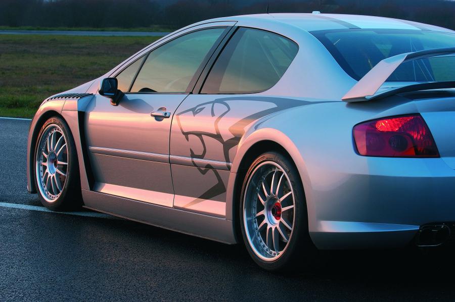  Peugeot 407 Silhouette 2004 года  (фото 25 из 32)